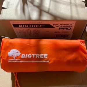 Big tree inflatable sleeping pad